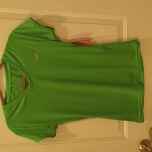 NWT Avia moisture-wicking, Kelly green, V-neck shirt sz medium
